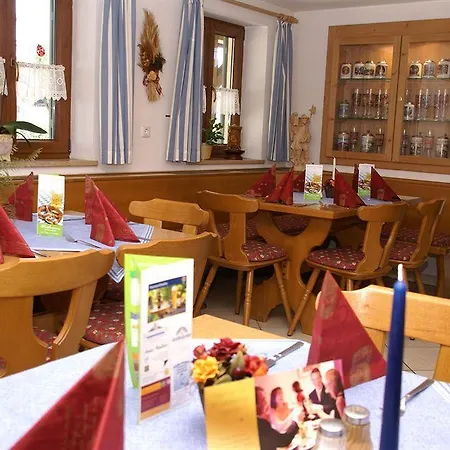 Gasthof Und Wiedmann 3*